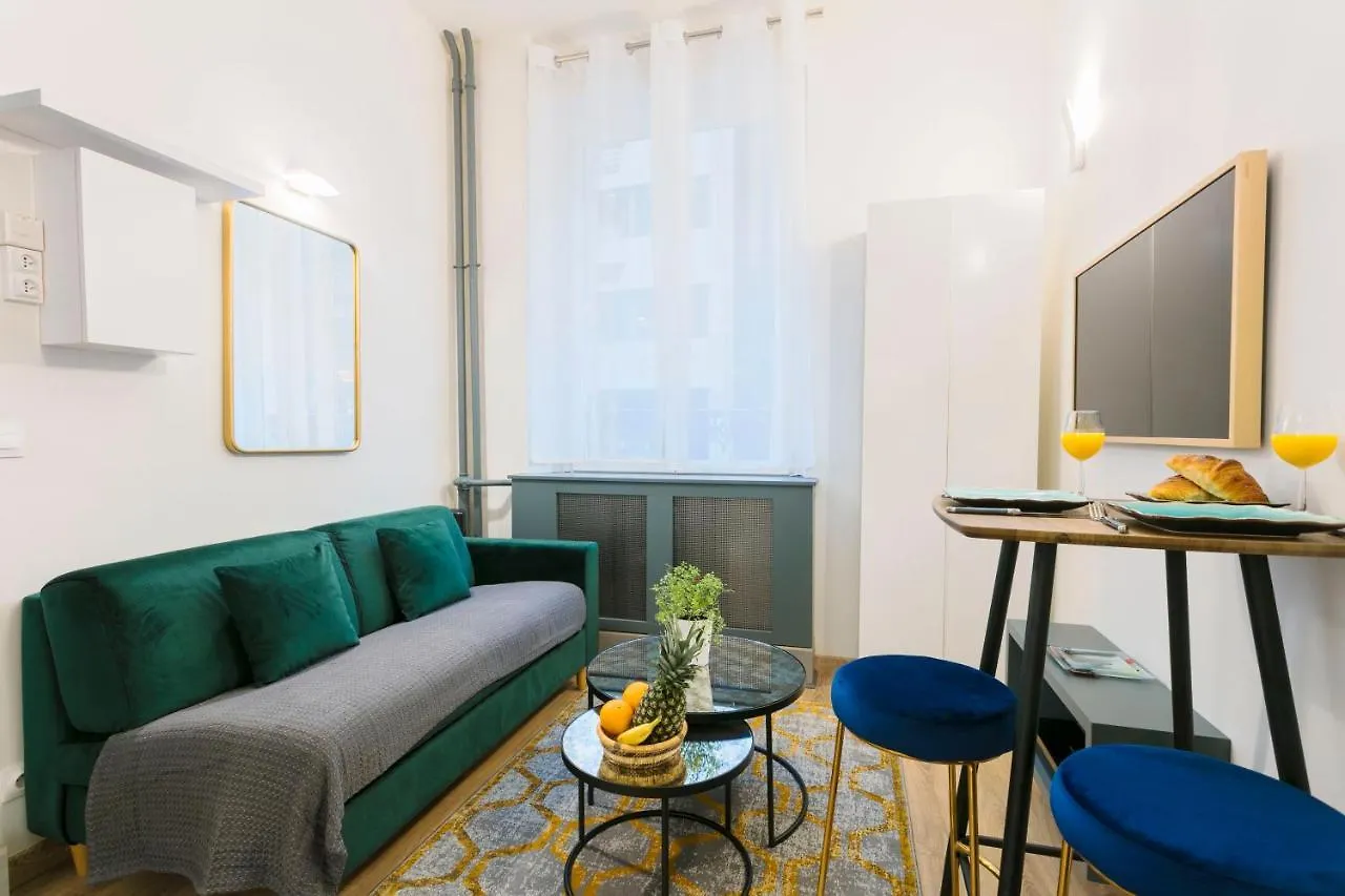 Paris Studio & La Madeleine - Cityapartmentstay contacts